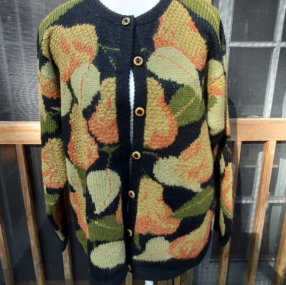 Handknit Alpaca Cardigan with Pear Motif By Peruvian Perfection - Picture 1 of 5